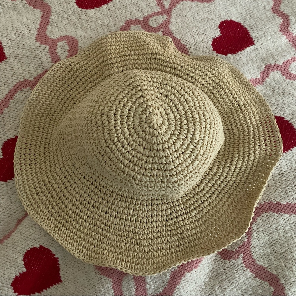 Woven paper sun hat